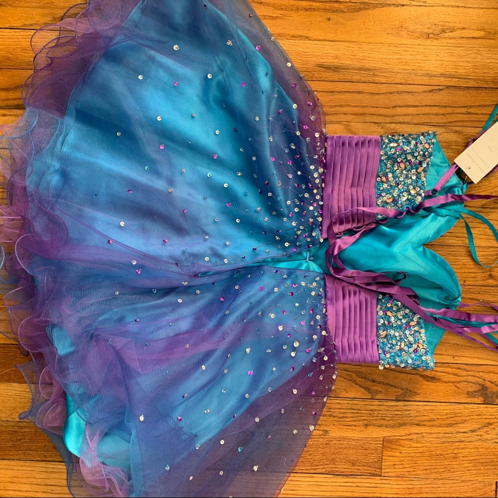 Sequence Mini Prom Dress - Picture 7 of 8